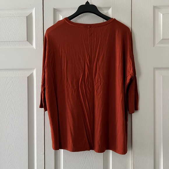 Eileen Fisher Viscose Round Neck 3/4 Sleeve Top - Picture 2 of 7